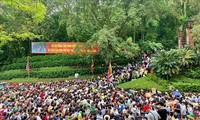 Hàng nghìn lượt du khách đã về Đền Hùng trước ngày Giỗ Tổ