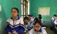 Từ Phương Anh, học sinh lớp 12A1 trường THPT Lạng Giang 2 chia sẻ băn khoăn trước mùa thi 2019