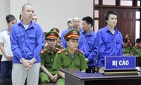 Ngày 11/4, Tòa án Cấp cao tại Hà Nội xử phúc thẩm, tuyên y án tử hình với Nguyễn Văn Tình về hành vi mua bán ma túy.