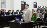 Phan Văn Anh Vũ tại phiên tòa