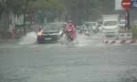 Tình hình mưa lũ kéo dài ở miền Trung