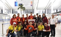 Sao Việt tập nập lên đường đi Thường Châu để ủng hộ U23 Việt Nam