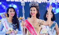 Khoảnh khắc Đỗ Mỹ Linh trở thành Hoa hậu Việt Nam năm 2016 tại nhà thi đấu Phú Thọ, TPHCM. Ảnh: Trọng Thịnh