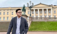 Cùng chàng du học sinh trẻ khám phá không khí Tết Việt nhộn nhịp tại Vương quốc Anh