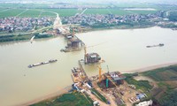 Toàn cảnh công trường xây dựng cầu vượt sông gần 2.000 tỷ đồng ở Bắc Ninh