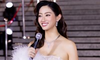 ‘Nàng Hậu’ gen Z Lương Thùy Linh lần đầu tiên làm host tại chương trình quốc tế khiến người hâm mộ tự hào