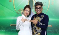 MC Thanh Bạch trở lại gây bất ngờ với khán giả cùng diện mạo lạ bên &apos;nàng Hậu&apos; này