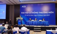 Ông Trần Hùng Huy tiếp tục làm Chủ tịch Ngân hàng ACB