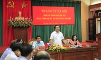 Bí thư Thành ủy Hà Nội Hoàng Trung Hải phát biểu tại cuộc gặp. Ảnh: Hoàng Phong