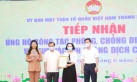 Gia đình nguyên Bí thư Thành ủy Hà Nội Phạm Quang Nghị ủng hộ kinh phí mua vắc xin phòng, chống dịch COVID-19