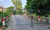 30 cầu ở Hà Nội lập chốt cứng, người dân không di chuyển qua lại