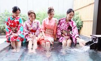 Cùng các người đẹp trải nghiệm suối khoáng nóng tương đương mạch khoáng Phú Sĩ ở Phú Thọ