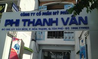 Trưa ngày 2/1, công ty cô phần mỹ phẩm Phi Thanh Vân vẫn mở cửa hoạt động bình thường