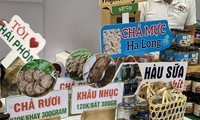 Hơn 1.000 sản vật độc lạ &apos;trình làng&apos; ở chợ Tết TPHCM