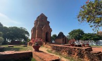 Độc đáo quần thể tháp Chăm ở Phan Thiết