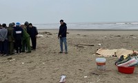 Đi tập thể dục, người dân phát hiện thi thể nữ giới dạt vào bờ biển Hà Tĩnh