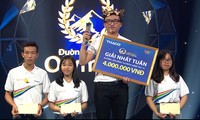 Khưu Minh Khoa (THPT Bùi Thị Xuân, TPHCM) giành nhất cuộc thi tuần tháng 3 quý 4. Ảnh: FBCT