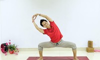 Nhà vô địch Yoga làm YouTube dạy tập miễn phí mùa dịch 