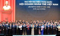 Anh Đặng Hồng Anh tái cử Chủ tịch Hội Doanh nhân trẻ Việt Nam khóa VII