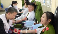 Cán bộ, học viên Học viện Cảnh sát Nhân dân hiến máu hưởng ứng Chủ nhật Đỏ lần thứ XV