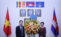 Bí thư Trung ương Đoàn thăm, chúc Tết Chôl Chnăm Thmây Đại sứ quán Campuchia 