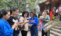 Tuổi trẻ Phú Thọ góp sức chuyển đổi số tại Khu Di tích lịch sử Đền Hùng