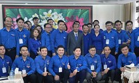 Đoàn đại biểu thanh niên Việt Nam thăm và giao lưu tại Học viện Chính trị-Hành chính Quốc gia Lào