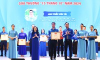 Tuyên dương 16 cán bộ Hội và 6 gương thanh niên sống đẹp Thủ đô