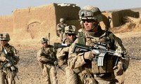 Mỹ rút một nửa quân số tại Afghanistan