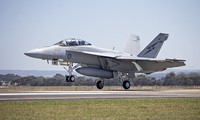 Úc dự định gắn các LRASM lên phi đội F/A-18 Hornet, do lo ngại hải quân Trung Quốc