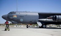 Một chiếc B-52H của Không quân Mỹ thử nghiệm mang theo vũ khí siêu vượt âm ARRW, hay còn gọi là AGM-183A