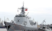 Khu trục hạm 052C của hải quân Trung Quốc