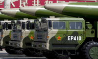 Tên lửa đạn đạo DF-26, loại vũ khí thường xuyên được truyền thông Trung Quốc ca ngợi