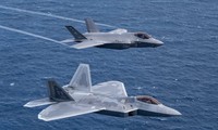 Giải mật: Mỹ từng chào bán tiêm kích tàng hình F-22 Raptor với giá cao ngất