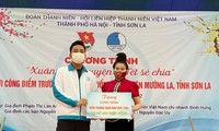 Mang Tết yêu thương đến với học sinh tỉnh Sơn La