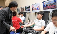 Hơn 300 cán bộ, nhân viên Samsung R&amp;D hiến máu tình nguyện