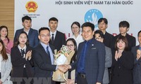 Anh Nguyễn Trần Hưng làm Chủ tịch Hội Sinh viên Việt Nam tại Hàn Quốc