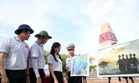 Ấn tượng Triển lãm mỹ thuật sinh viên lần đầu được tổ chức trên đảo Trường Sa