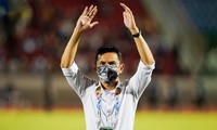 HLV Kiatisuk: ‘Cầu thủ của chúng tôi đã bào mòn thể lực’