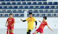 Vắng thầy Park, các tuyển thủ Việt Nam tập luyện thế nào?