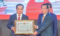 Chủ tịch nước Võ Văn Thưởng trao Huân chương Hồ Chí Minh tặng tỉnh Long An 