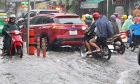 Ho Chi Minh City continues to rain heavily, how long will this heavy rain last?