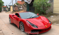 Ô tô tự chế &apos;nhái&apos; siêu xe Ferrari của thợ Việt