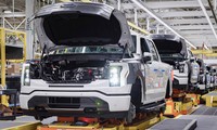 Ford tạm dừng sản xuất mẫu xe điện bán chạy