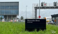 Hai công nhân thiệt mạng trong vụ xả súng tại nhà máy xe điện Mercedes-Benz