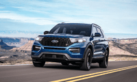 Ford triệu hồi SUV Explorer vì lỗi camera lùi