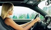 Những sai lầm phổ biến phụ nữ thường mắc khi lái ô tô