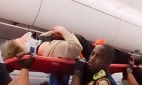 11 người bị thương vì &apos;siêu máy bay&apos; của Delta Airlines gặp sự cố nghiêm trọng