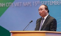 Thủ tướng Nguyễn Xuân Phúc phát biểu tại hội nghị