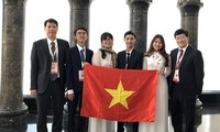 Đoàn Olympic Sinh học năm 2018